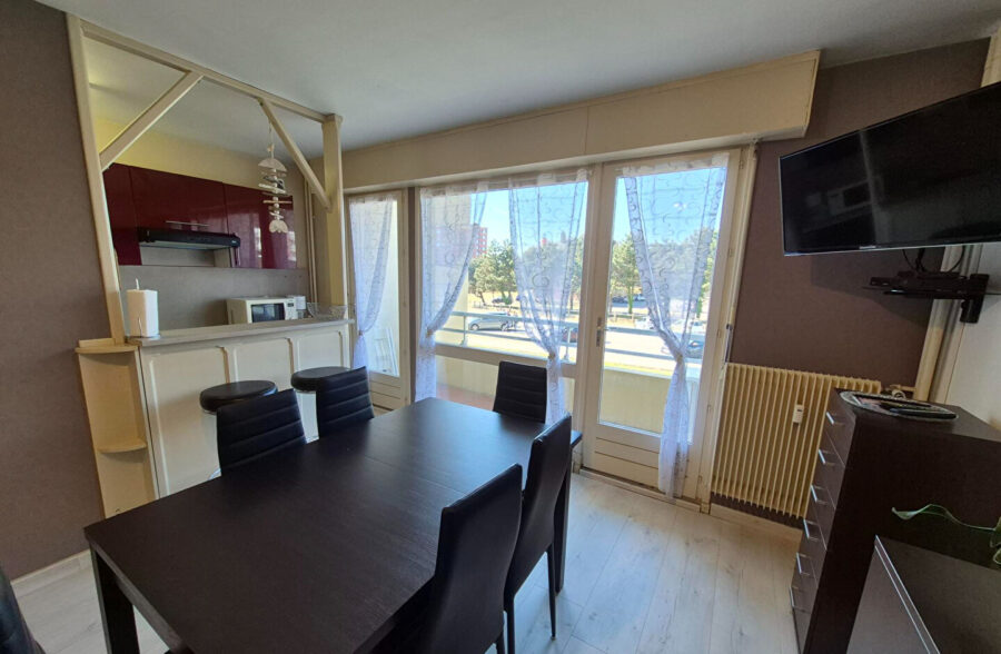 T2 avec balcon plein sud, cave et parking
