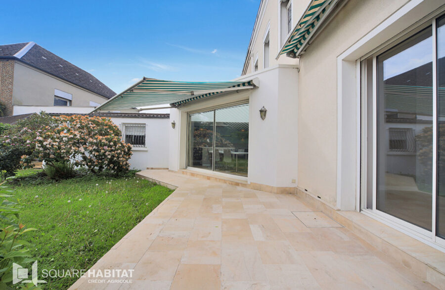 Maison Caudry 8 pièce(s) 211 m2
