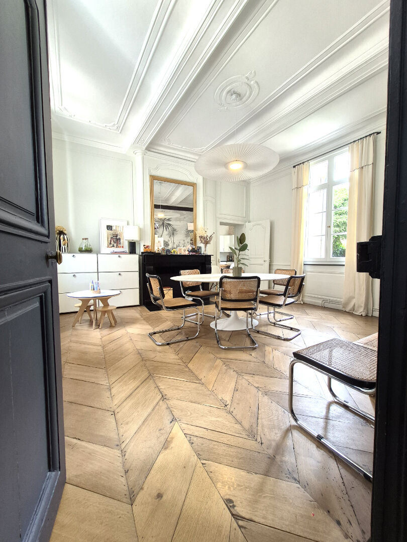 Maison Cambrai 12 pièce(s) 275 m2