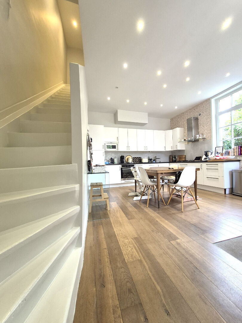 Maison Cambrai 12 pièce(s) 275 m2