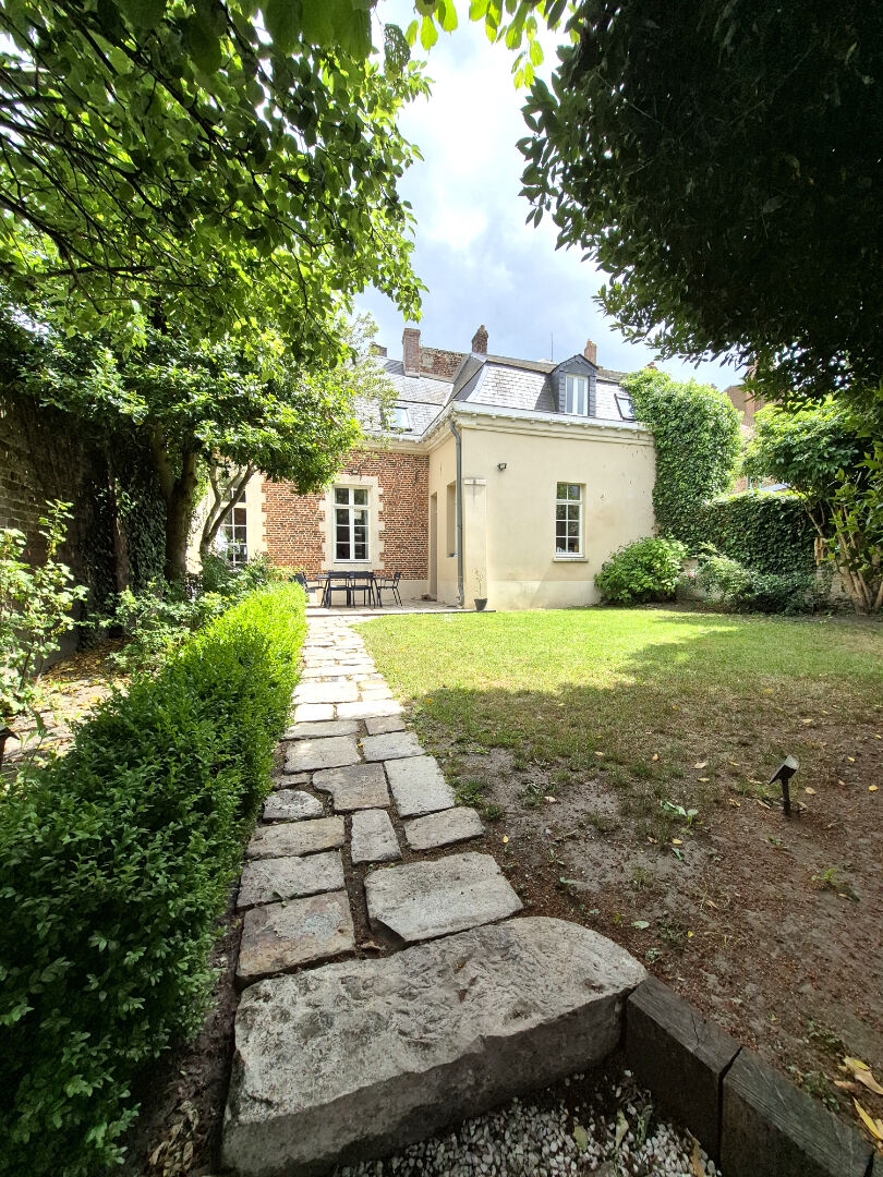 Maison Cambrai 12 pièce(s) 275 m2
