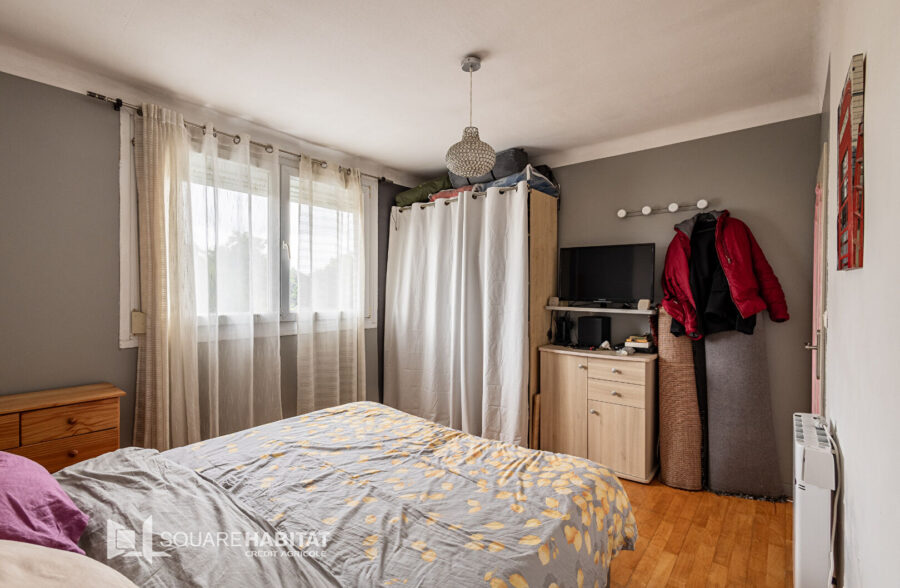 SQUARE HABITAT : MAISON BATIR – 2 CHAMBRES POSSIBILITE D’UNE TROISIEME – EXTENSION – JARDIN – SECTEUR JACQUES BREL