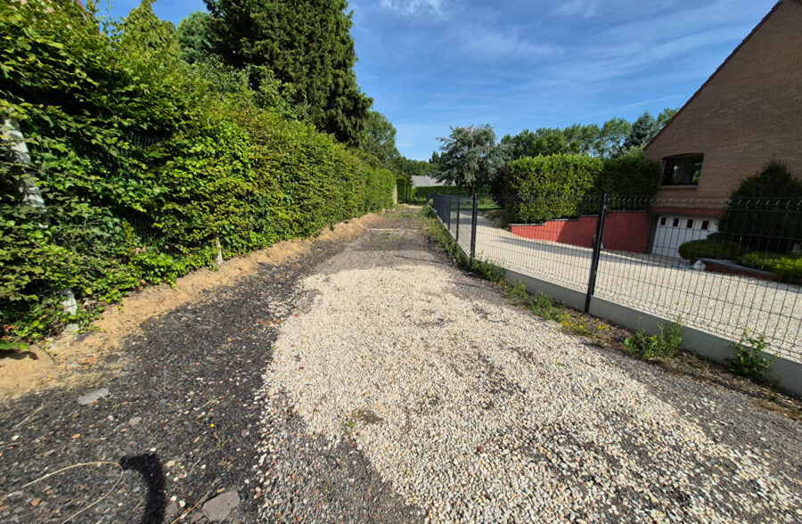 Terrain  1070 m2