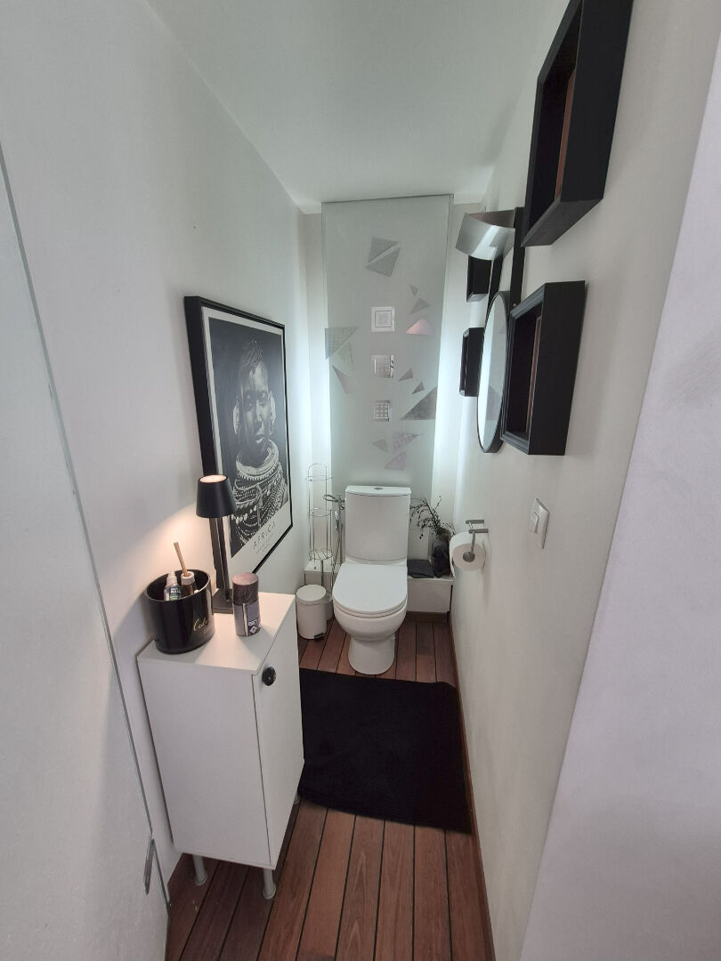 Superbe Loft T3 de 131 m² + 2 places de parking à Roubaix 229 000 € FAI!!!