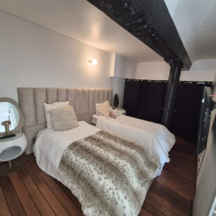 Superbe Loft T3 de 131 m² + 2 places de parking à Roubaix 229 000 € FAI!!!
