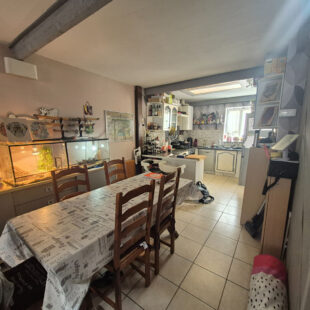 Maison Large 1930 de 92.27 m2 – 3 chambres – Terrasse – Eurotéléport