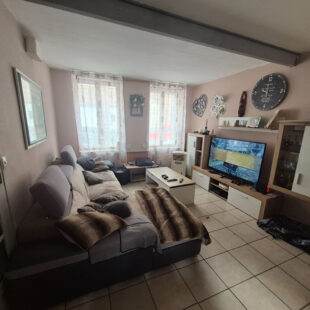 Maison Large 1930 de 92.27 m2 – 3 chambres – Terrasse – Eurotéléport