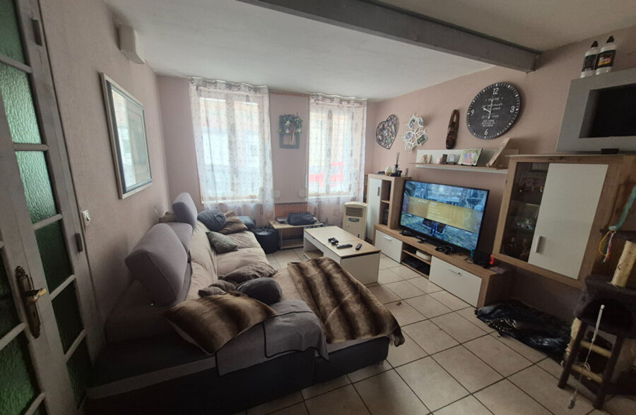 Maison Large 1930 de 92.27 m2 – 3 chambres – Terrasse – Eurotéléport