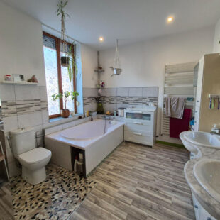 Croix, Maison de 132 m², 4 chambres + bureau, jardin  Sous compromis 