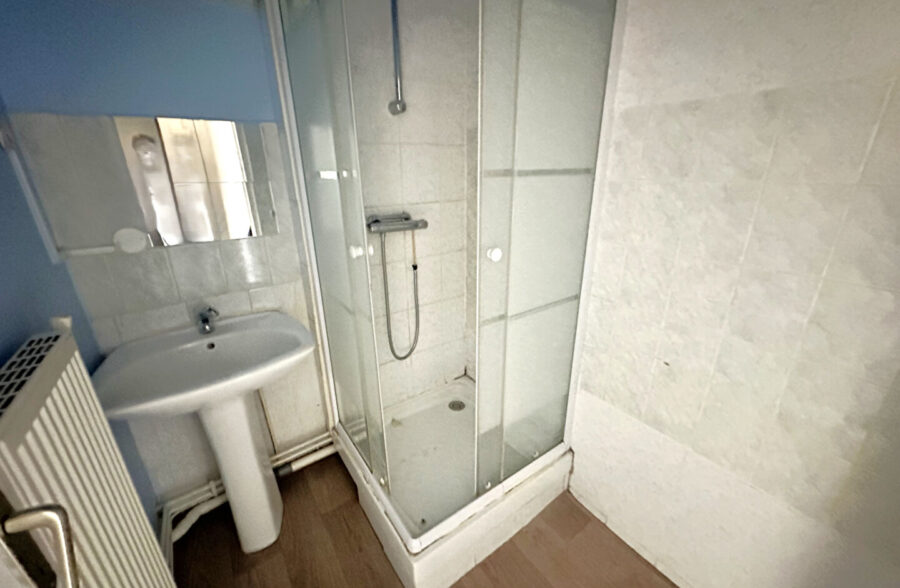 Immeuble Caudry 4 appartements, cour et garage