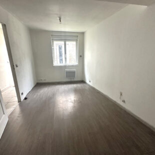 Immeuble Caudry 4 appartements, cour et garage