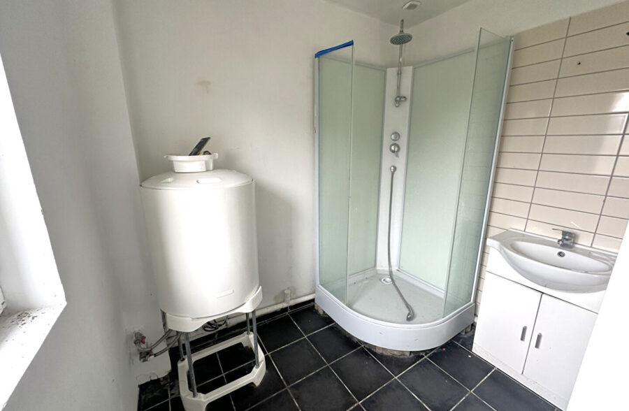 Immeuble Caudry 4 appartements, cour et garage
