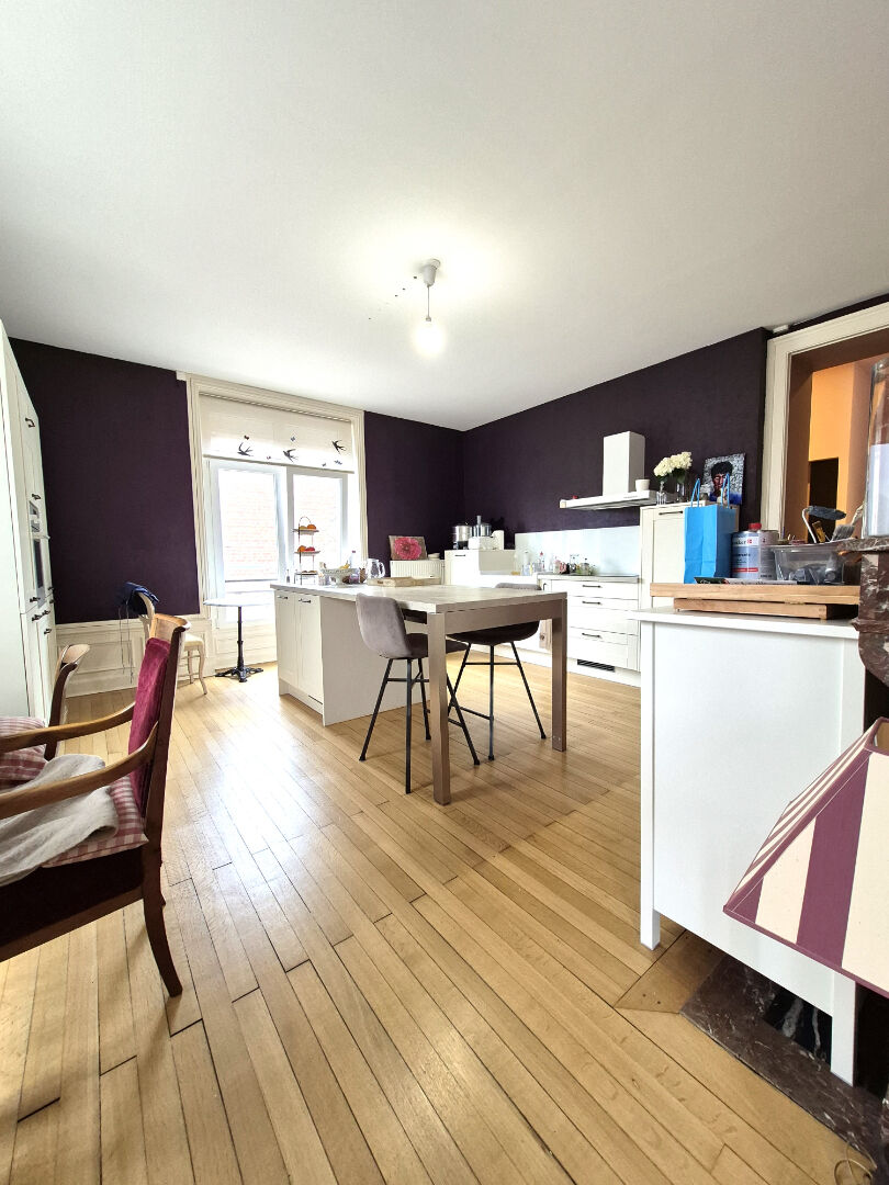 Appartement Cambrai 3 pièce(s) 142.5 m2