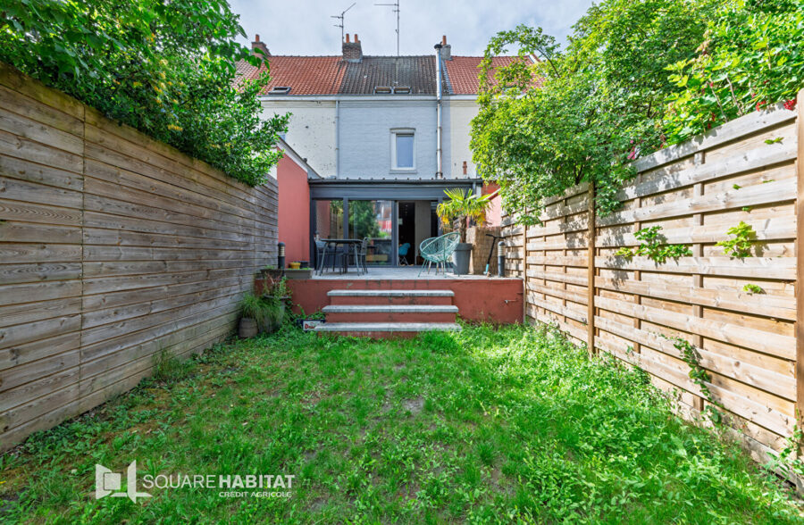 Lambersart – Proche métro et commodités – superbe maison en excellent état avec 3 chambres, grande pièce de vie et jardin