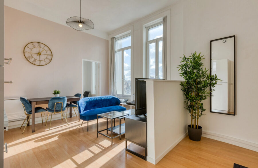 Appartement T4  à vendre !!Coeur de la ville en face de la mairie !!