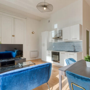 Appartement T4  à vendre !!Coeur de la ville en face de la mairie !!