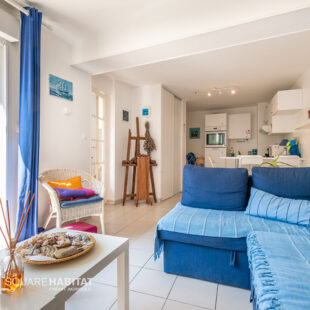 MAISON – 1 CHAMBRE – COIN CABINE – PLACE DE STATIONNEMENT – TERRASSE