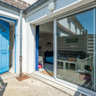 MAISON – 1 CHAMBRE – COIN CABINE – PLACE DE STATIONNEMENT – TERRASSE