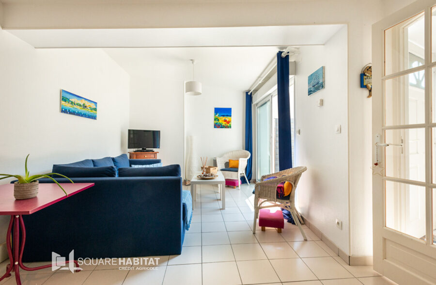 MAISON – 1 CHAMBRE – COIN CABINE – PLACE DE STATIONNEMENT – TERRASSE