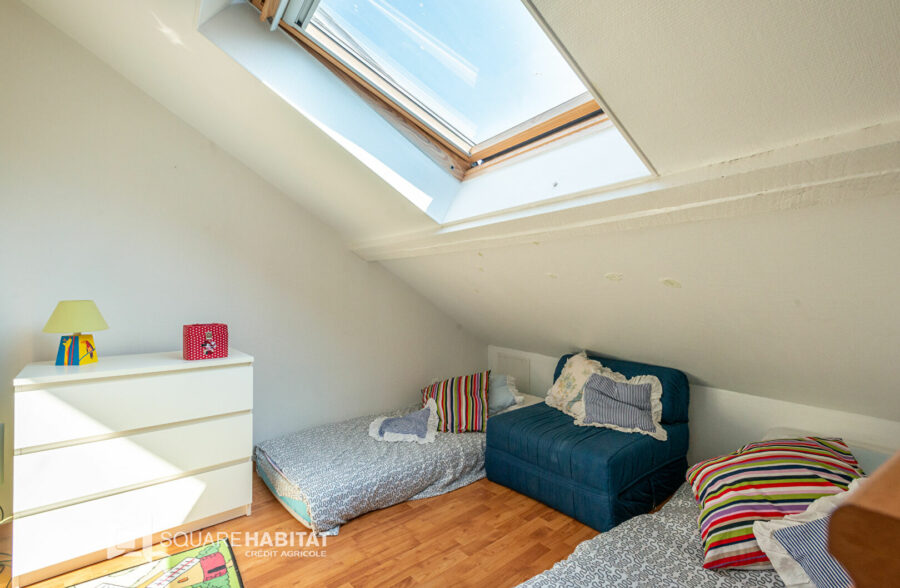 MAISON – 1 CHAMBRE  + COIN CABINE – PLACE DE STATIONNEMENT – TERRASSE