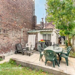 Maison de charme à deux pas de la Place du Travail – Roubaix 134 m² | 4 chambres | Jardin 70 m² | Cave saine