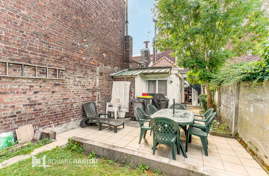 Maison de charme à deux pas de la Place du Travail – Roubaix 134 m² | 4 chambres | Jardin 70 m² | Cave saine