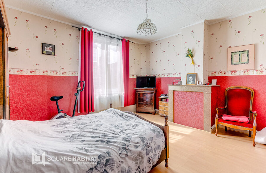 Maison de charme à deux pas de la Place du Travail – Roubaix 134 m² | 4 chambres | Jardin 70 m² | Cave saine