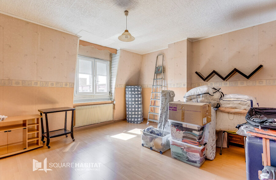 Maison de charme à deux pas de la Place du Travail – Roubaix 134 m² | 4 chambres | Jardin 70 m² | Cave saine