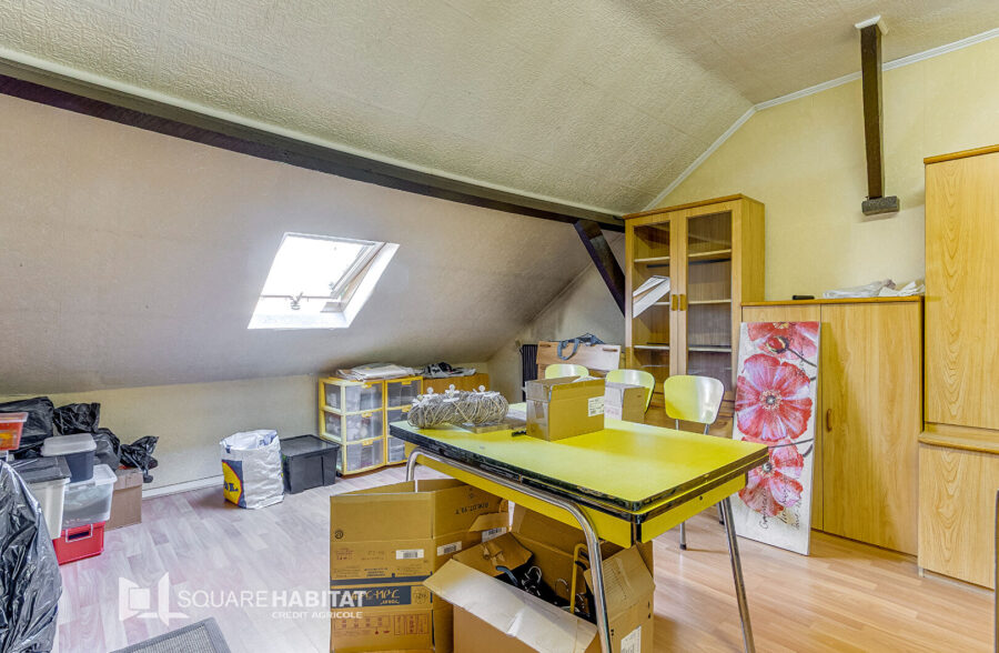 Maison de charme à deux pas de la Place du Travail – Roubaix 134 m² | 4 chambres | Jardin 70 m² | Cave saine
