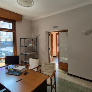 Lens centre immeuble 180m²