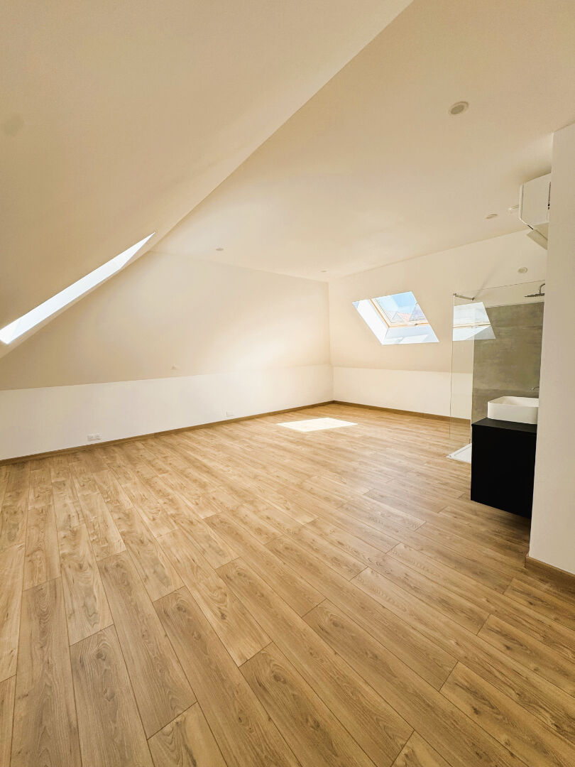 Halluin Maison entièrement rénovée 4 chambres
