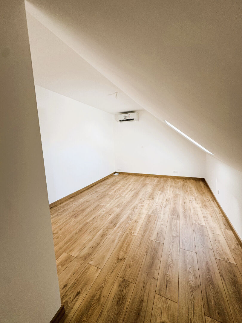 Halluin Maison entièrement rénovée 4 chambres