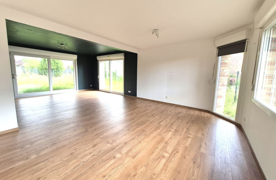 Mérignies  Maison de 165 m2 4 chambres possibilité 5