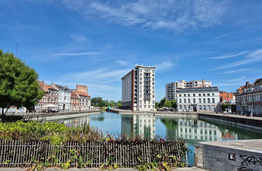 LILLE HYPERCENTRE/QUAI DU WAULT : T1BIS DE 38M² AVEC PARKING EN SOUS-SOL