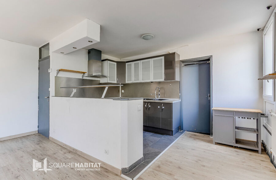 GRAND TYPE 2 de 54 m² AVEC BALCON