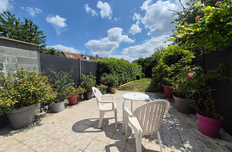 Maison 1930 Lomme- 4 Chambres- jardin – à deux pas des transports