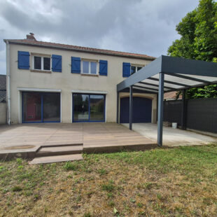 Semi plain pied Loison Sous Lens 4 pièce(s) 147 m2 , 3 chambres , jardin  , garage.