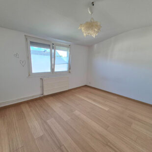 Halluin Semi-individuelle 3 chambres 85 m2