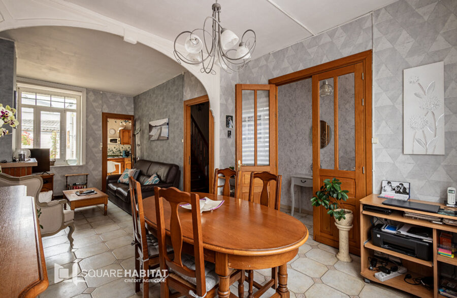 LESQUIN – MAISON – 3 CHAMBRES POSSIBILITE 5 – EXTERIEUR- GARAGE