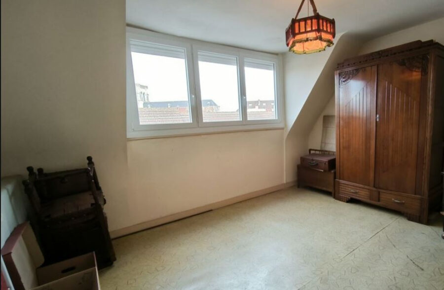LOMME BOURG – Maison 106m2 au sol, jardin 300m2, 4 chambres