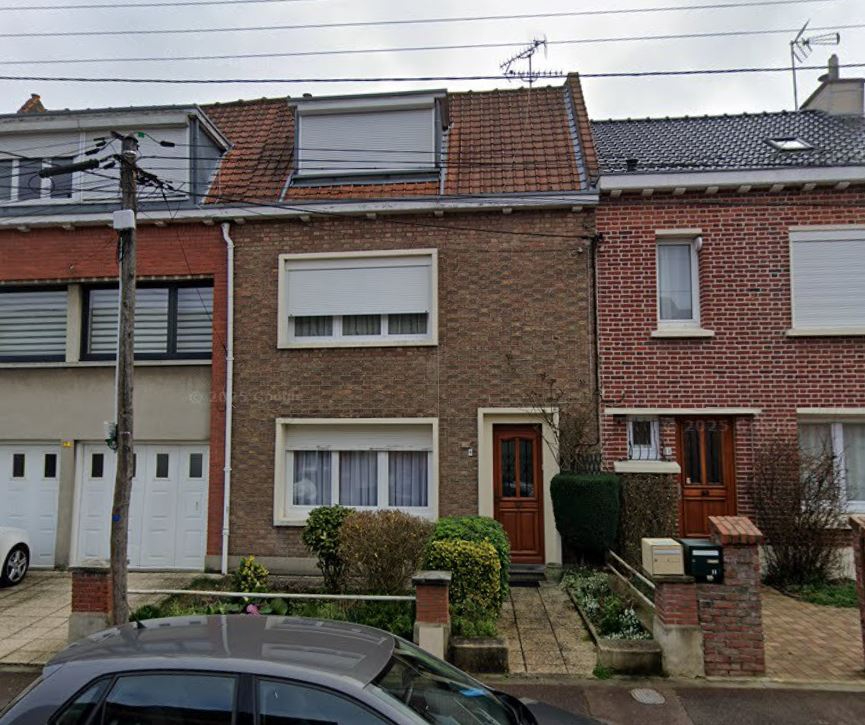 LOMME BOURG – Maison 106m2 au sol, jardin 300m2, 4 chambres