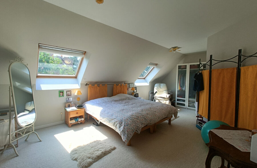 INDIVIDUELLE AVEC 4 CHAMBRES
