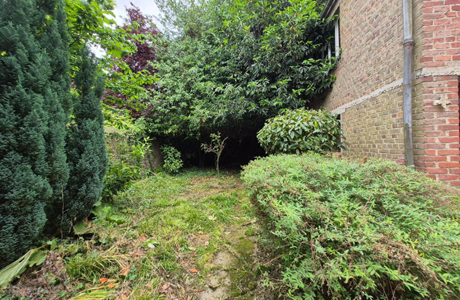 Maison bourgeoise spacieuse de 350 m²