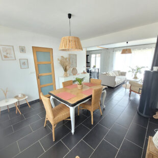 Maison  5 pièce(s) 93.56 m2