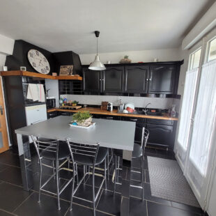 Maison  5 pièce(s) 93.56 m2