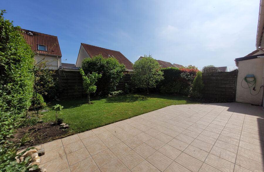 MAISON 3 CHAMBRES + JARDIN + GARAGE