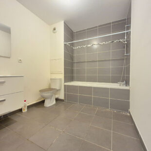Appartement  T2 avec terrasse, parking en sous-sol