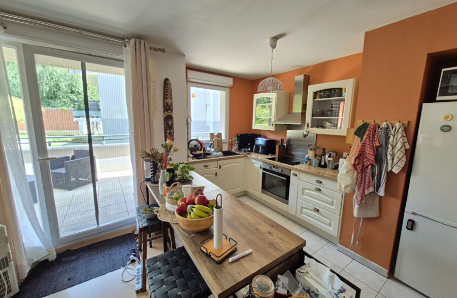Appartement Douai 2 pièces 52 m² avec terrasse et garage en sous sol