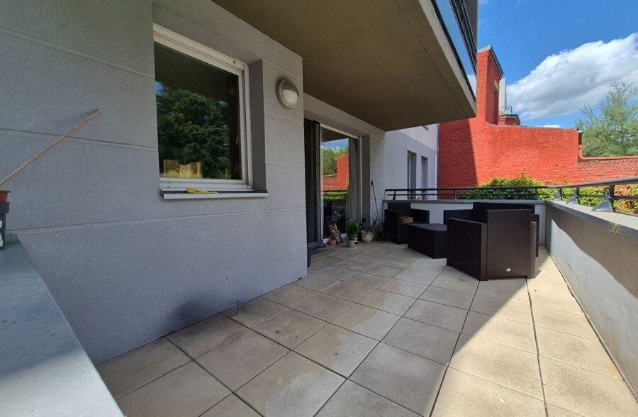 Appartement Douai 2 pièces 52 m² avec terrasse et garage en sous sol