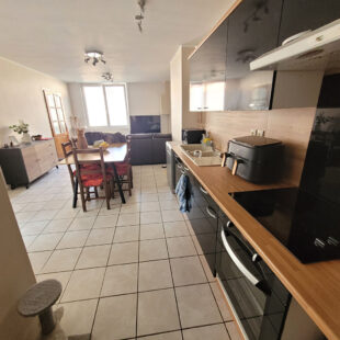 Immeuble Bully Les Mines 195 m2
